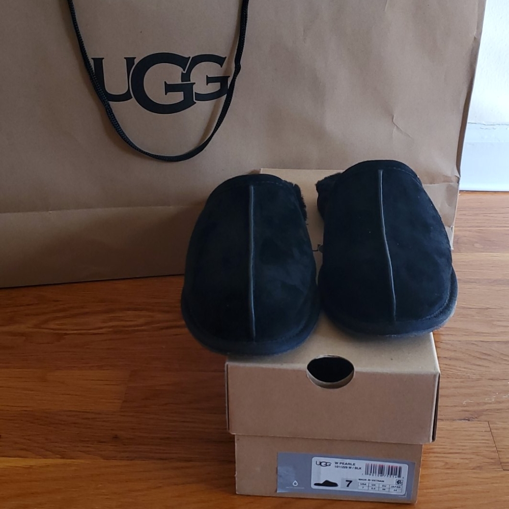 Ugg slippers sale price is final